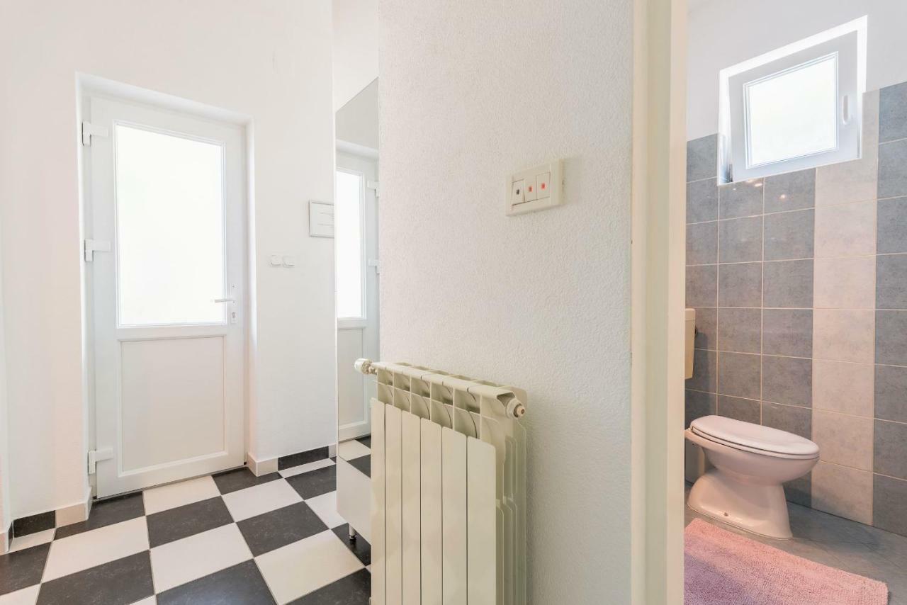 דירות חוואר Cozy New Flat For 2 Or 3 מראה חיצוני תמונה